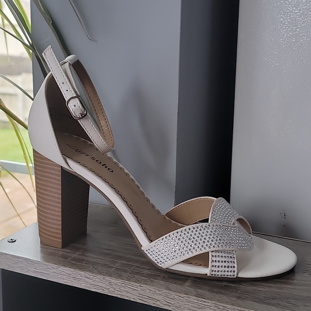 ZiGi Soho Ankle Strap Gracelle White Rhinestone Block Sandal - Picture 2 of 7